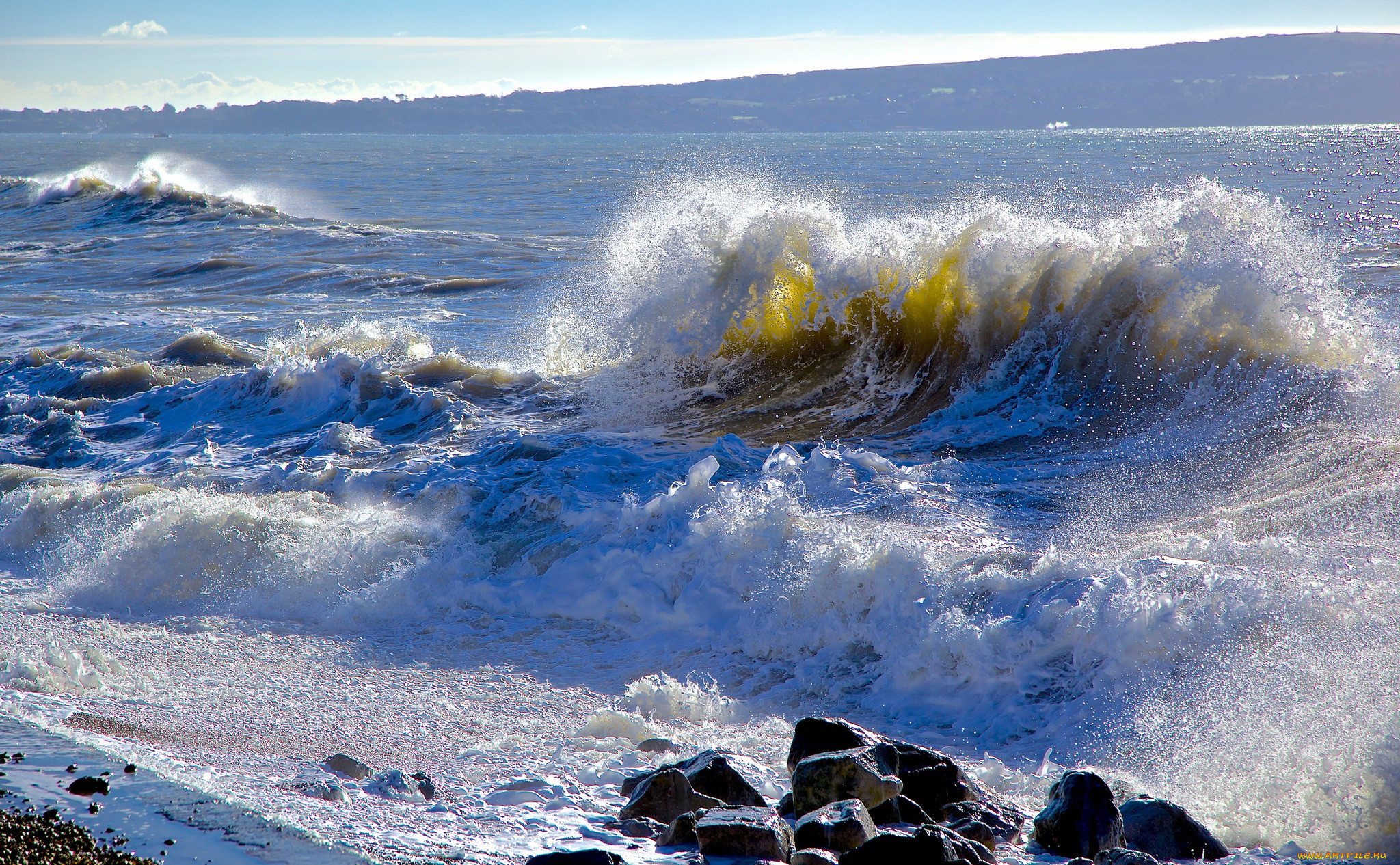 Шум моря океана. Ситжес волны морской Прибой. Черное море Прибой. Морской Прибой Сочи.